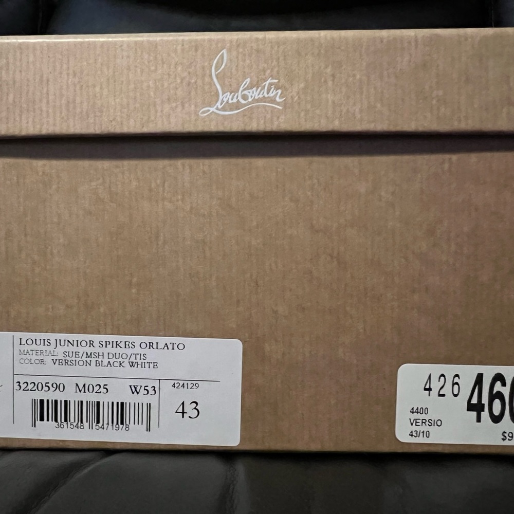 MEN’S Christian Louboutin JUNIOR spike sneakers.